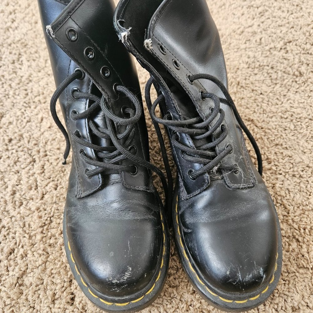 Doc Martens Airwair Combat Boots